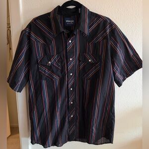 Men’s L Wrangler Striped Button-Up